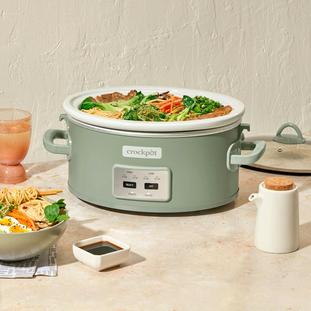 crock-pot-programmable-design-series-6-quart-cook-and-carry-slow-cooker-moonshine-o0 94e6cb40-ae64-3660-918d-c04a575e1d96.jpg