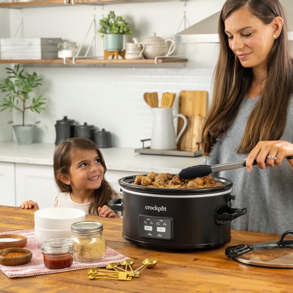 crock-pot-one-touch-control-6-quart-cook-and-carry-slow-cooker-matte-black-y2 Resized_2125185-3